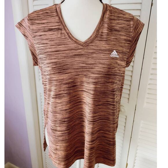 Adidas Climate Top T Shirt Women's Size Medium With Slits Heathered Peach - Picture 1 of 9